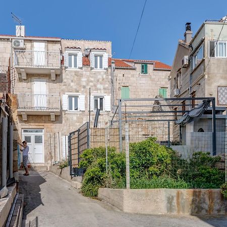Tiny Secret House Διαμέρισμα Komiža Εξωτερικό φωτογραφία