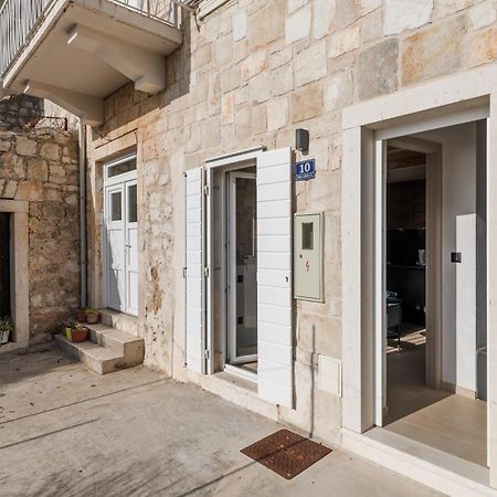 Tiny Secret House Διαμέρισμα Komiža Εξωτερικό φωτογραφία